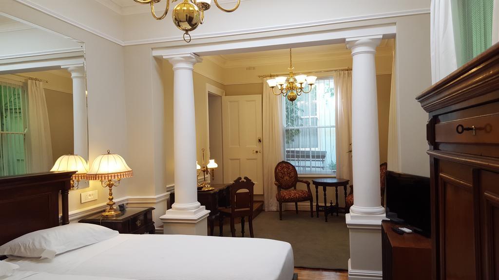 Guest house Tintagel Cape Town