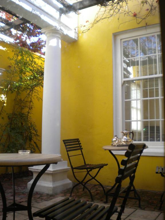 Tintagel Guest house 3*